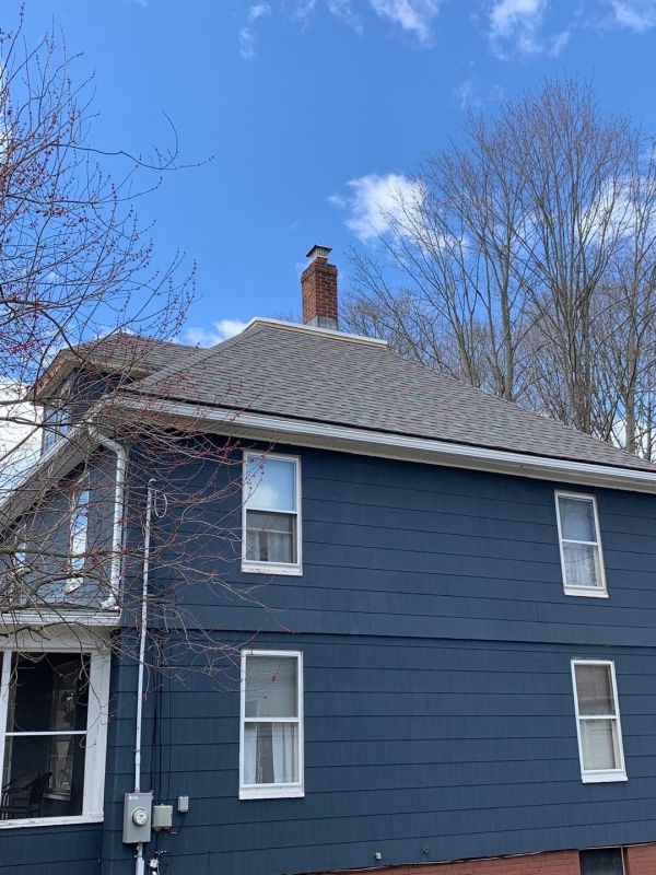 Asphalt Roof Installation: Key Benefits For Homeowners